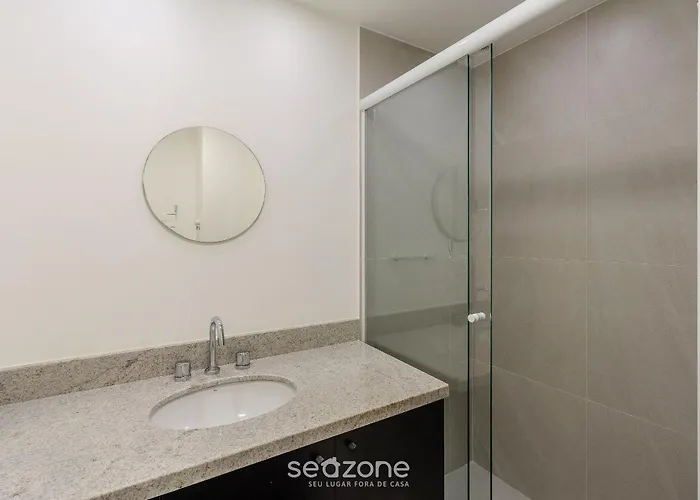 Estudio Em Predio Com Piscina Em - Jre Porto Alegre